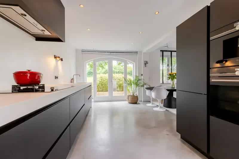 Huis te koop Hoofddorp: Royale 4+ slaapkamer woning met 2 badkamers