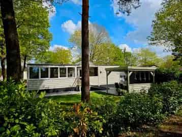 Luxe Chalet te Koop op 5 Sterren Camping De Schatberg
