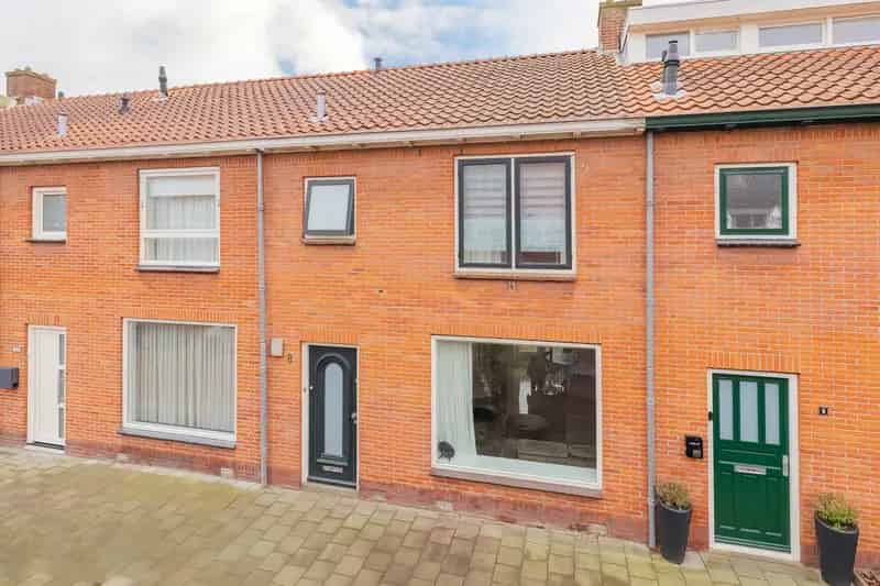 Huis te koop Velsen Noord: Moderne Gezinswoning 100m2