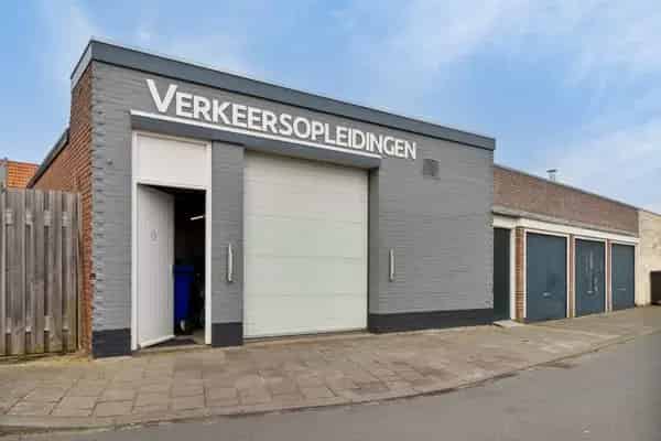 Bovenwoning met Bedrijfsruimte Blerick