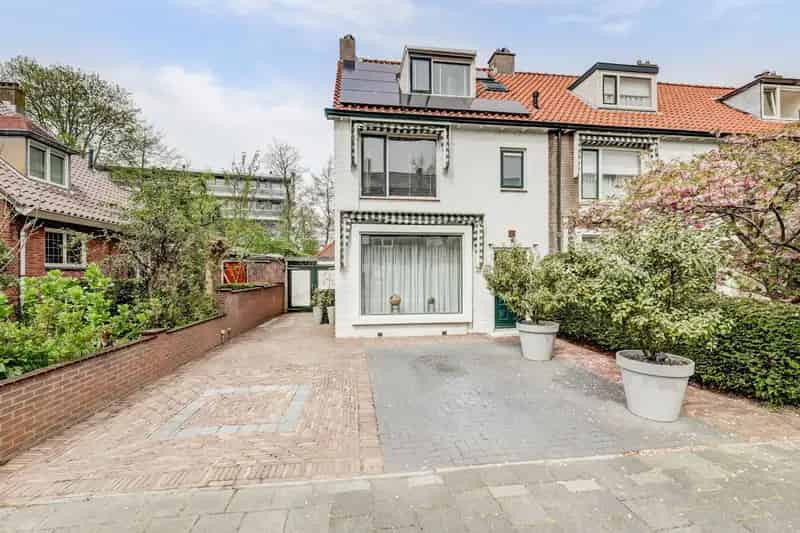 Huis te koop: Jan Barendselaan 14 2685 BT Poeldijk 