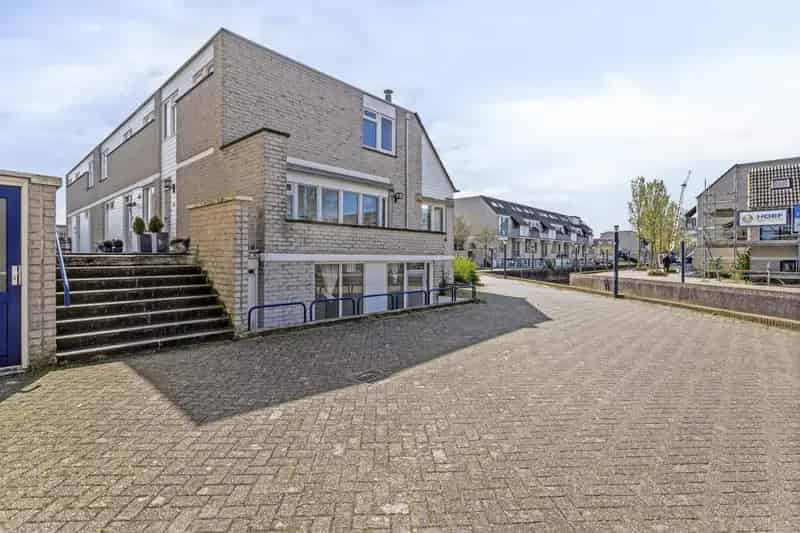 Ruime Maisonnette 4 Slaapkamers Nabij Schollebos Renovatie Nodig