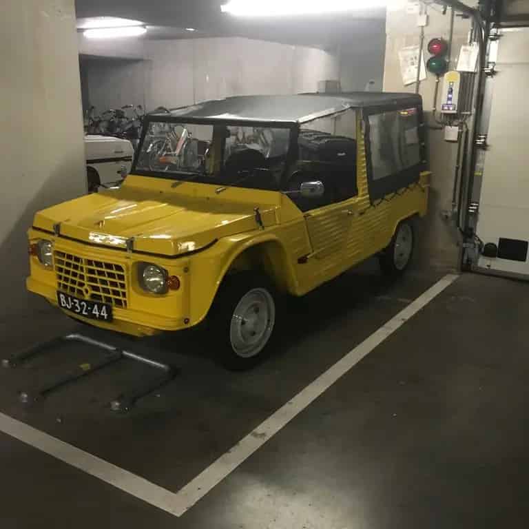 Parkeerplaats te koop De Rijp - Julianalaan