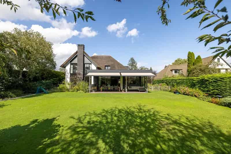 Luxe Villa te Koop Rotterdam Duijvestein  Gerenoveerd 345m2