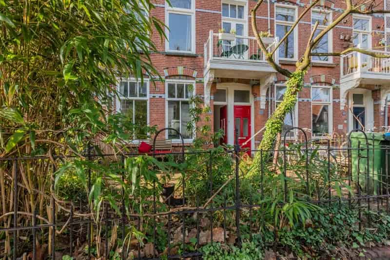BenWoning Nijmegen Oost Tuin HR++ Glas Vernieuwd