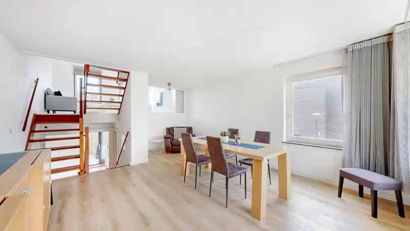Huis te koop Amsterdam Nieuw-West 5 slaapkamers tuin