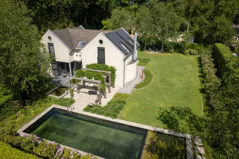 Vrijstaande Villa Diepenveen 184m² Zwemvijver 3 slaapkamers