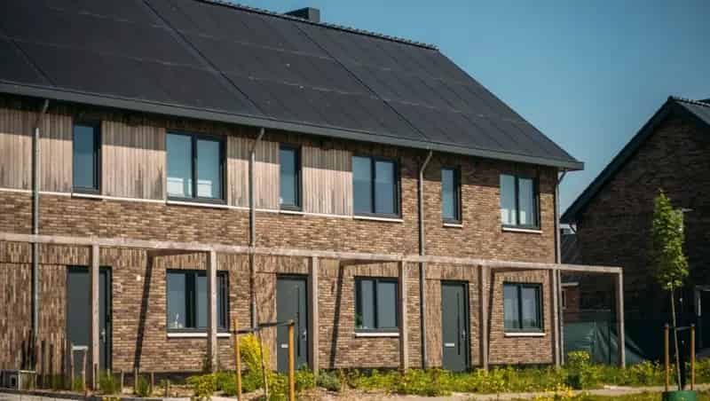 Tussenwoning 3 slaapkamers Terneuzen  Energiezuinig  Ruime tuin