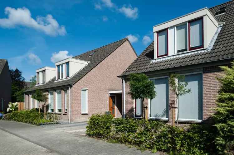 Te Huur: Ruime Tussenwoning Veldhoven 104m2
