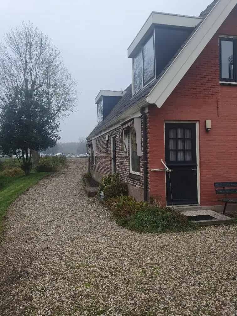 Huis Verlengd Buitenveer Weesp: 2 Jaar Huur voor Internationale Studenten of Gescheiden Ouders