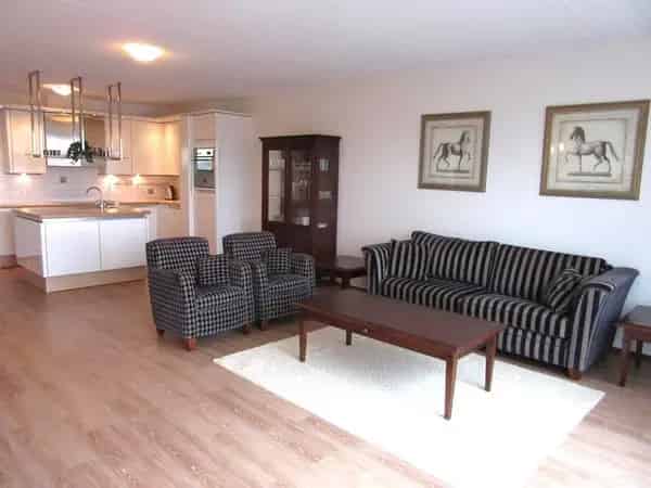 Gemeubileerd Appartement Amstelveen 2 Slaapkamers 115m2