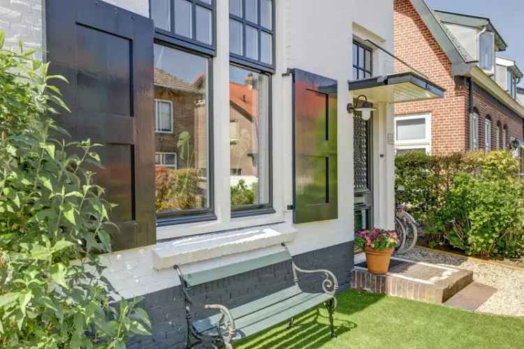 Vrijstaande woning Baarn - 3 slaapkamers - Bijgebouw met kantoor