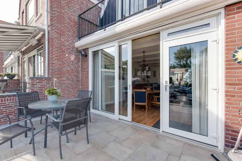 Huis te koop Volendam: Dijkwoning aan de Gouwzee
