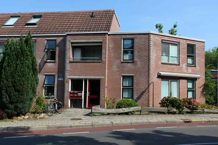 Appartement nabij binnenstad met tuin en berging