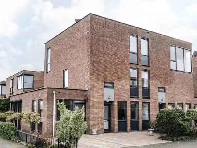 Ruime Hoekwoning in Getsewoud Noord