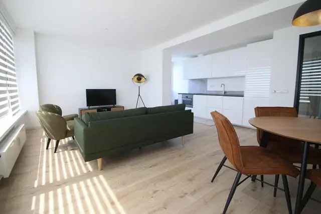 4 Kamer Appartement Amsterdam 77m2 te Huur