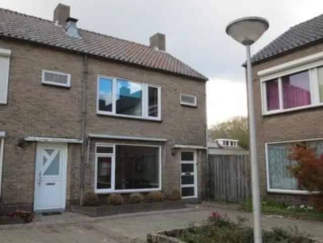 Gemeubileerde Hoekwoning 3 Slaapkamers Mensfort Eindhoven