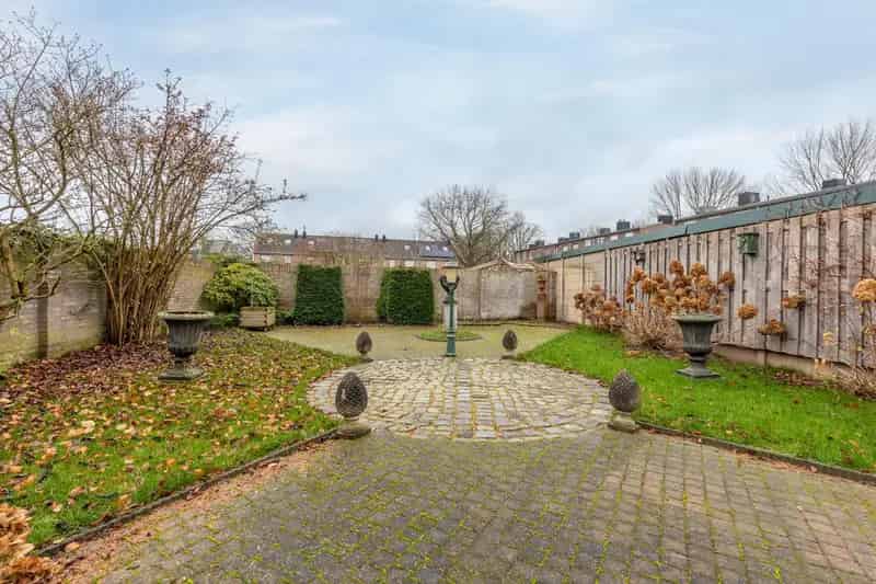 Vrijstaande woning 3 slaapkamers grote garage rustige ligging