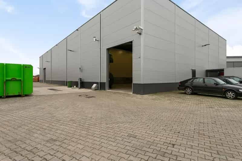 Bedrijfshal te Huur Helmond 600m²
