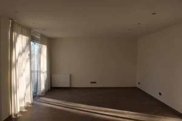 3 Slaapkamer Huis Heerlen  2 Badkamers Parkeergarage