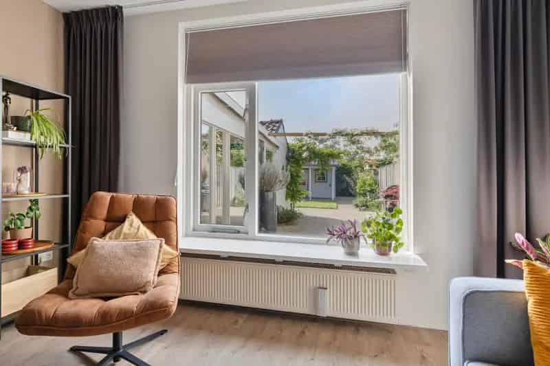 Te Koop Bemmel: 3 Slaapkamers, Royale Tuin, Starterswoning