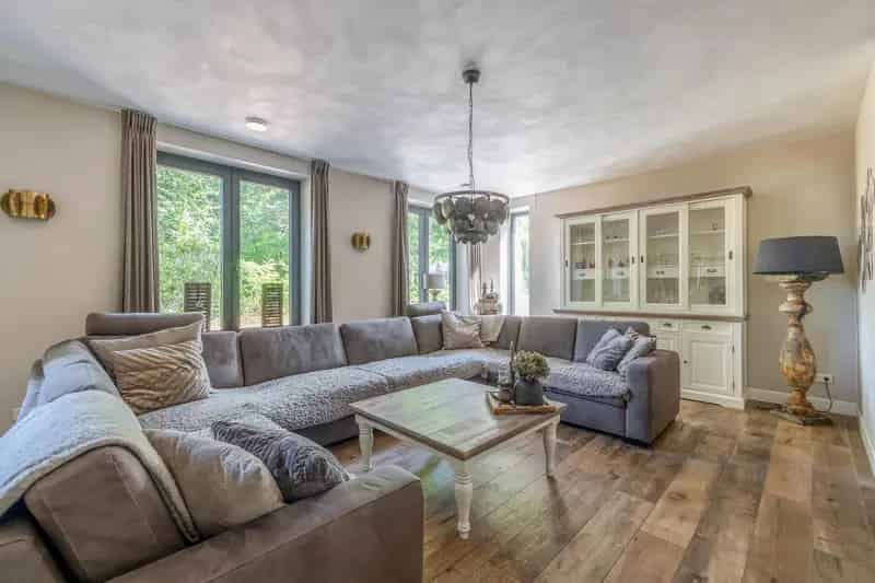 Vrijstaande Villa te Venlo - Gasloos - Zwembad - 4 slaapkamers