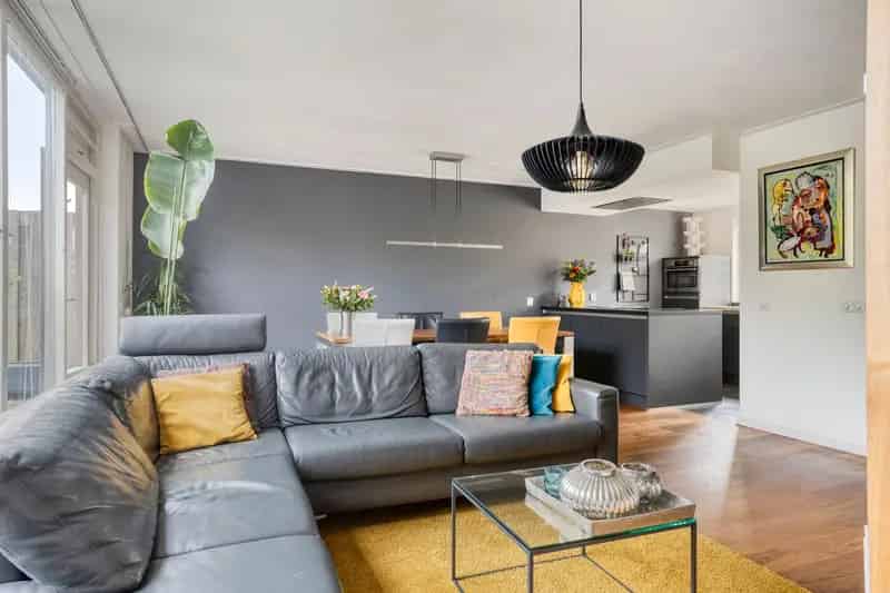 Huis te koop Rosmalen: Levensloopbestendige hoekwoning met tuin en parkeerplaats