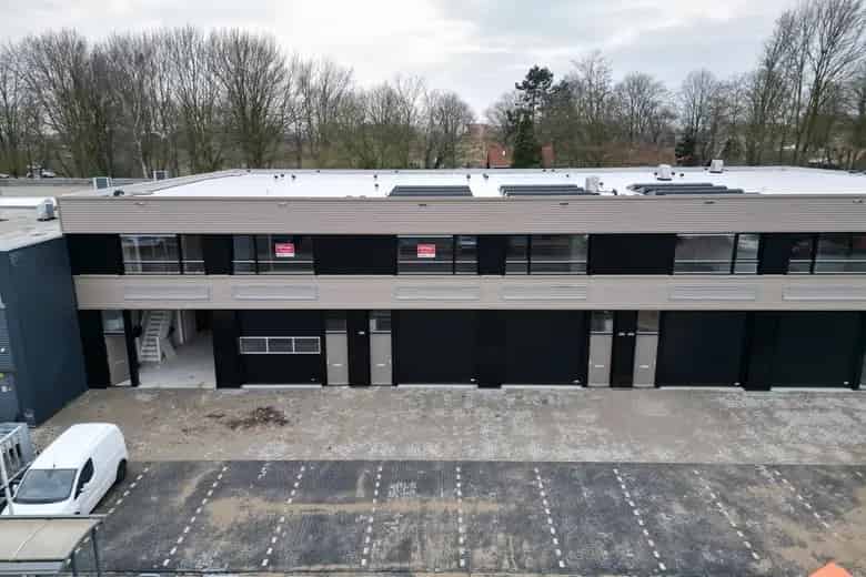 132m2 Bedrijfsruimte te Huur Oud-Beijerland