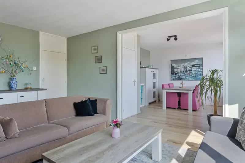 Appartement te koop Hengelo 78m2 2 slaapkamers balkon lift berging