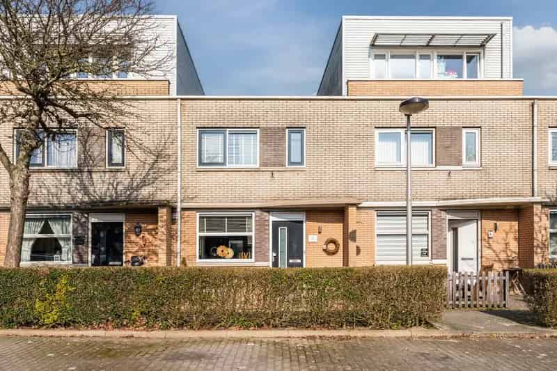 Huis te koop Katwijk: 3 slaapkamers, energielabel A, diepe tuin