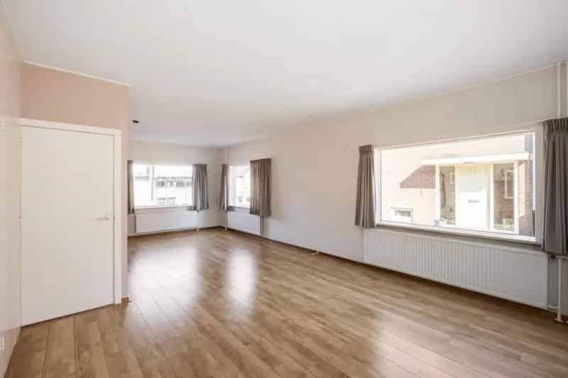 Tweekapper Amsterdamse School Stijl te moderniseren