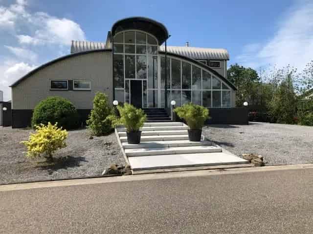 Bedrijfswoning Lemmer Opslagruimtes te Koop