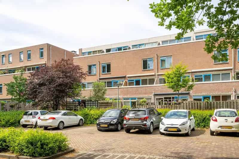 3 Kamer Maisonnette Holy Noord  Zonnig Balkon 73m²
