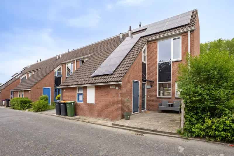 Moderne Hoekwoning te Koop in Zwaag