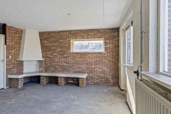 3 Slaapkamers Bovenwoning Beverwaard Ruim Balkon Berging