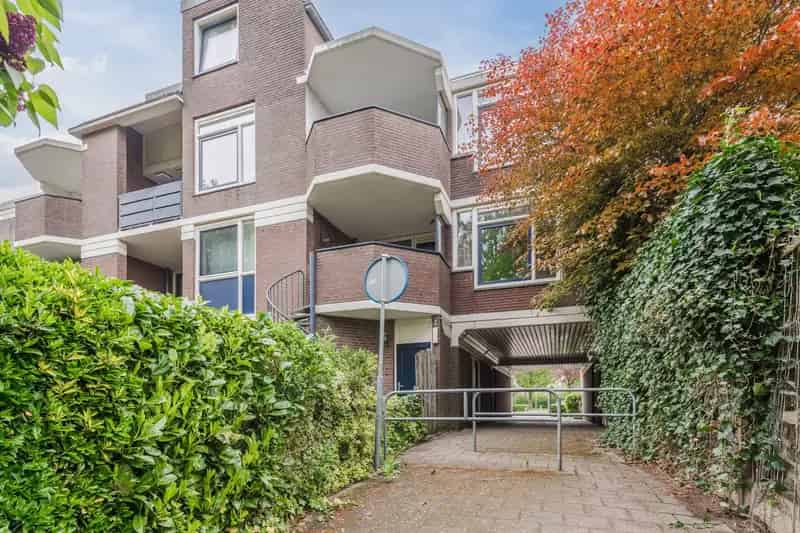 3 Kamer Appartement Diemen Nabij Amsterdam Ruim Balkon Tuin