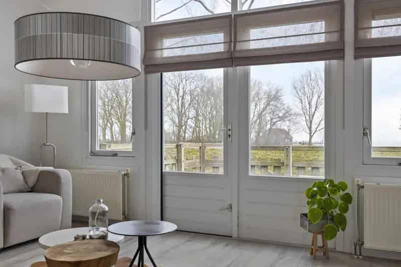 Hoekwoning Middelharnis 2 slaapkamers moderne keuken laadpaal