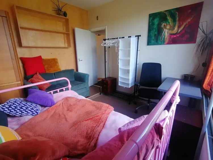 Kamer te huur Amsterdam 14m2 Gemeubileerd vanaf 8 maart