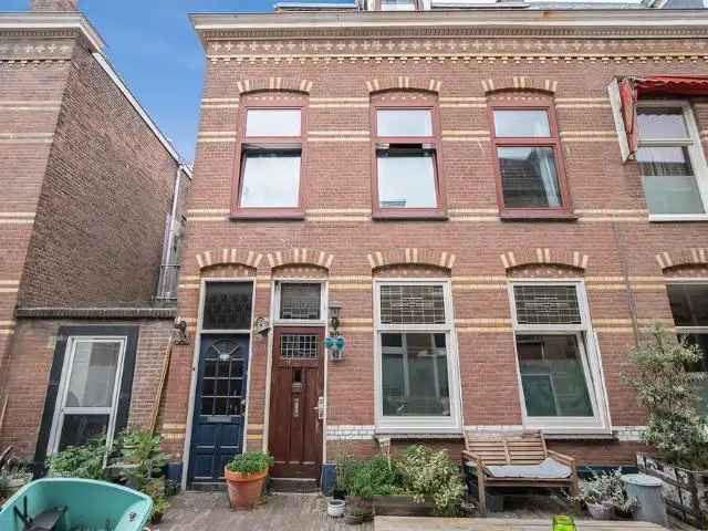 Ruime gezinswoning Scheveningen nabij strand 4 slaapkamers