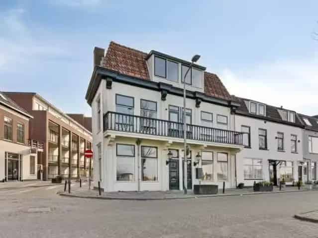 Geheel gerenoveerd appartement Purmerend