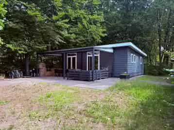 12 Persoons Chalet Bosbad Hoeven Luxe Vakantiehuis Te Koop