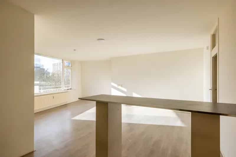 Appartement te koop Ommoord 44m²  Balkon Berging Lift
