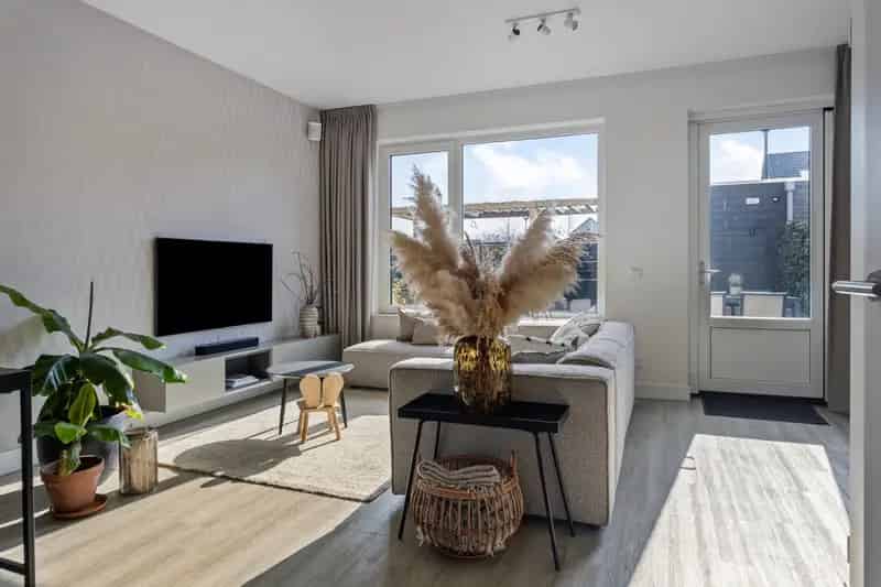 Huis te koop Vlijmen: 4 Slaapkamers, Energielabel A++++, Tuin op het zuiden