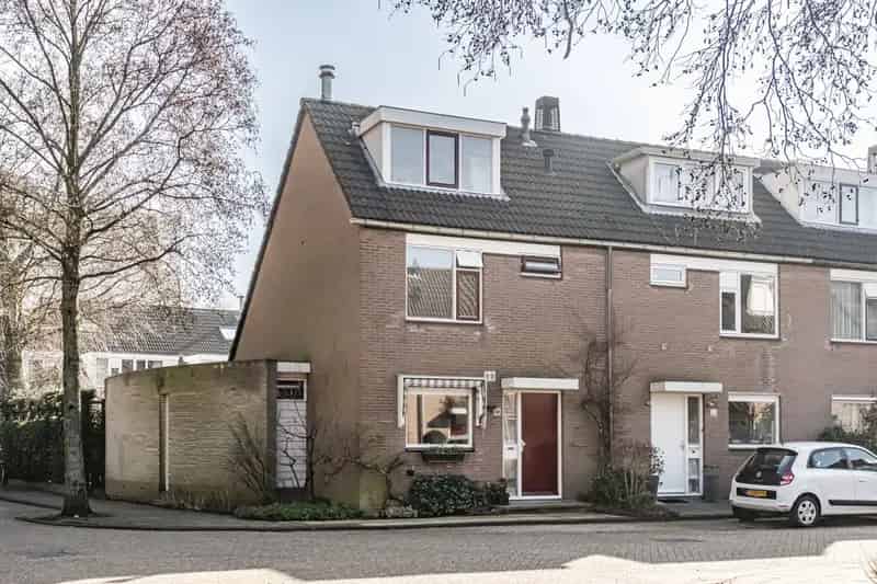 Huis te koop Aerdenhout 3 slaapkamers grote tuin