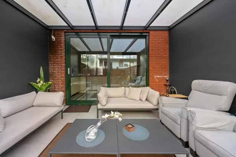 Ruime 5 Kamer Eengezinswoning Rotterdam Serre Tuin 4 slaapkamers