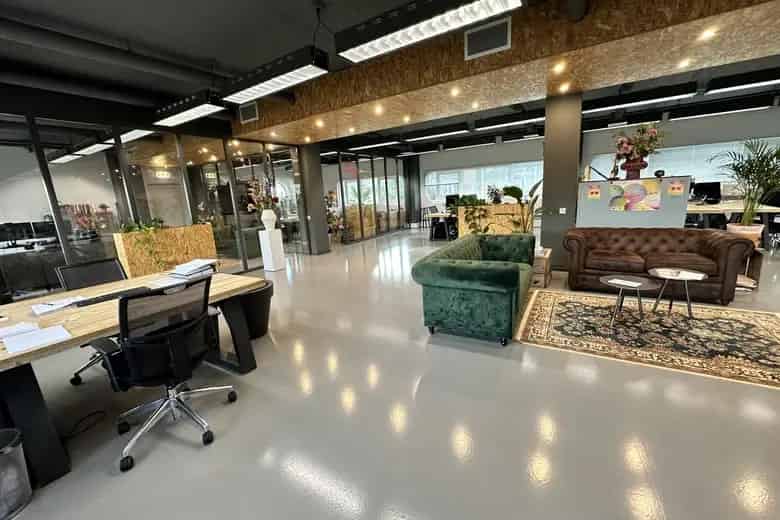 117 m2 Kantoorruimte te Huur Amsterdam Sloterdijk