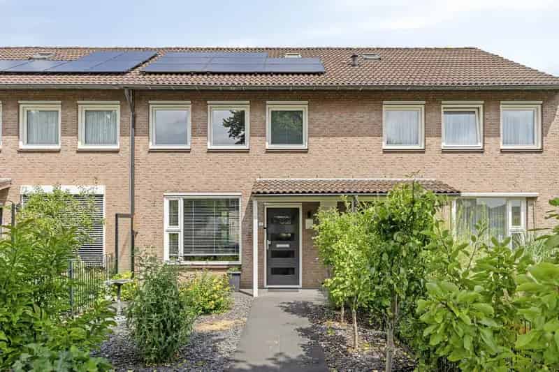 Ruime gezinswoning Oss 4 slaapkamers moderne keuken tuin