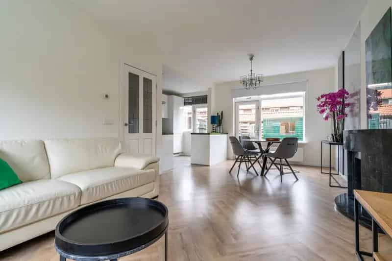 Moderne Middenwoning Hilversum Oost 82m2