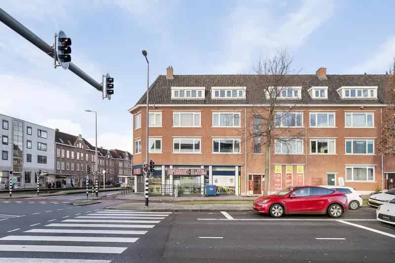 Ruime woning nabij Rotterdam Centrum - 2 slaapkamers - Moderne keuken