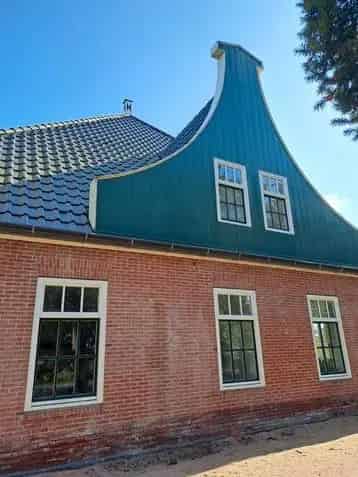 Woonboerderij te koop 4 wooneenheden mogelijk